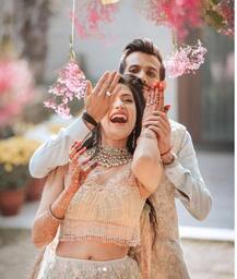 લગ્નના એક દિવસ બાદ ધનશ્રીએ ચહલ સાથેના ફોટોશૂટની ખૂબસૂરત તસવીરો કરી શેર, જુઓ