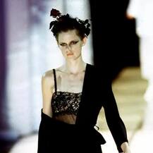 જન્મદિવસ ઉજવ્યાના પાંચ દિવસ બાદ અચાનક મૃત્યુ પામી આ જાણીતી સુપર મૉડલ, તંત્રએ મોત અંગે શું કહ્યું, જાણો વિગતે