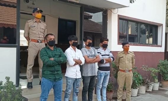 Morbi: Police nab four more accused in double murder case મોરબી: ડબલ મર્ડર કેસમાં પોલીસે વધુ ચાર આરોપીને ઝડપી લીધા