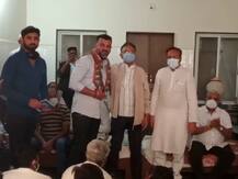 સ્થાનિક સ્વરાજની ચૂંટણી પહેલા ભાજપમાં ભંગાણઃ કયા જિલ્લામાં દિગ્ગજ નેતાના ભાઈ સહિત 200થી વધુ કાર્યકરો કોંગ્રેસમાં જોડાયા?