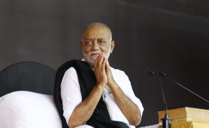 Allegation against Kathakar Moraribapu for land grabbing and collector statement read article મોરારીબાપુ સામે ક્યા શહેરમાં સરકારી જમીન પચાવી પાડવાનો થયો આક્ષેપ ? તપાસ મુદ્દે કલેક્ટરે શું કહ્યું ?