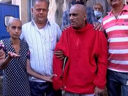 રાજકોટઃ રૂમમાં પૂરાઈ રહેલાં 3 ભાઈ-બહેનો છે ઉચ્ચ શિક્ષિત, ડીગ્રીઓ જાણીને લાગી જશે આંચકો, બહેને પૂરાઈ રહેવા માટે શું આપ્યું કારણ ?