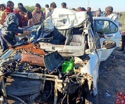 કચ્છમાં મોરબીના પરિવારને નડ્યો અકસ્માત, મહેશ્વરી પરિવારના 3ના મોતથી અરેરાટી