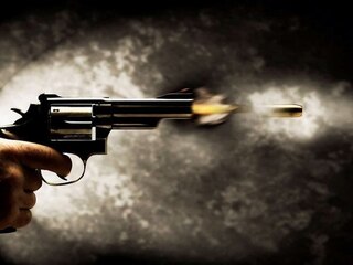 Two persons murder of security guard in Ahmedabad on thirty first night થર્ટી ફર્સ્ટની રાતે અમદાવાદમાં ખેલાયો ખુની ખેલઃ 6 ગોળી ધરબીને કરી નાંખી યુવકની હત્યા