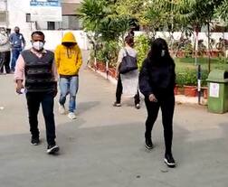 વડોદરામાં દારૂની મહેફિલ માણતી યુવતીઓ ઝડપાઇ, જાણો ક્યાં ચાલતી હતી મહેફિલ?