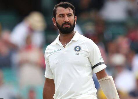 સિડનીમાં 97 રન બનાવવાની સાથે પુજારા ટેસ્ટ ક્રિકેટમાં 6 હજાર રન પૂરા કરનારો 11મો ભારતીય બેટ્સમેન બની શકે છે. પુજારાએ 79 ટેસ્ટમાં 5903 રન બનાવ્યા છે. પ્રથમ બંને ટેસ્ટમાં તેનો દેખાવ સામાન્ય રહ્યો છે.