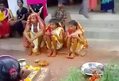 લગભગ એક વર્ષ સુધી સાથે રહ્યા બાદ ત્રણેય જણાએ લગ્ન કરવાનો ફેંસલો કર્યો. દૂલ્હા અને બંને દુલ્હનોએ કહ્યું, એક વર્ષથી એક સાથે હસી ખુશીથી રહી રહ્યા છીએ અને કોઈ પરેશાની નથી. જે બાદ ત્રણેય જણાએ લગ્ન કરવાની વાત પરિવાર સમક્ષ રાખી.