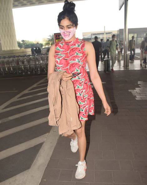 ઉલ્લેખનીય છે કે પોતાના બોલ્ડ અંદાજના કારણે એક્ટ્રેસ અદા શર્મા સતત ચર્ચામાં રહે છે. (Photo Credit: Manav Maglani)