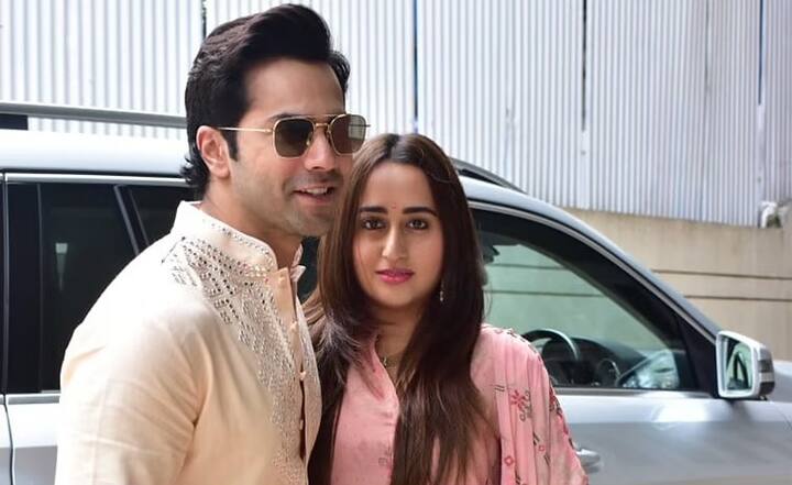   વર્કફ્રન્ટની વાત કરીએ તો વરુણ હાલમાંજ રિલીઝ થયેલી ફિલ્મ ‘કુલી નંબર-1’ને લઈને ચર્ચામાં છે. આ ફિલ્મ ગોવિંદાની હિટ ફિલ્મ  ‘કુલી નંબર-1’ની રીમેક છે. 