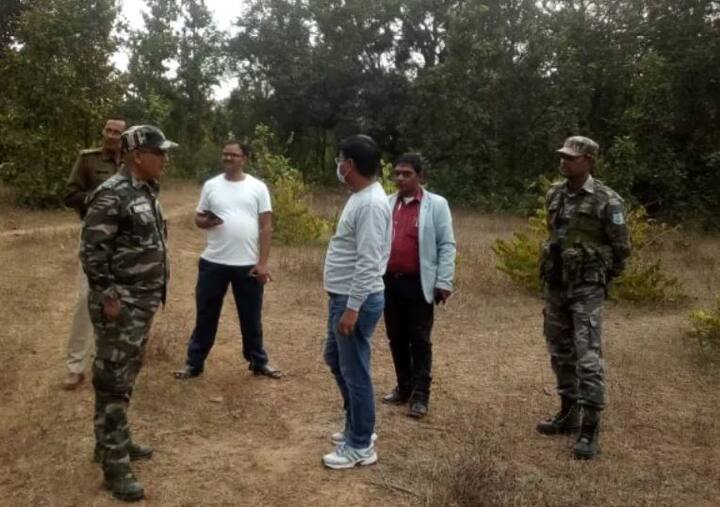 જે બાદ પુરાવાનો નાશ કરવા તેણે મોટર સાઇકલમાંથી પેટ્રોલ કાઢ્યું અને બોડી સળગાવી દીધી. જે બાદ 7 જાન્યુઆરીએ પોલીસને બોડી મળી અને તેની ઓળખ સ્થાનિક પત્રકાર અનિલ મિશ્રાના દિકરા તરીકે થઈ. ઘટના બાદ મહિલા પ્રેમી સાથે ભાગી ગઈ હતી. જેથી પોલીસની શંકા પ્રબળ બની અને સીડીઆરના આધારે તેમનો દબોચી લીધા હતા.