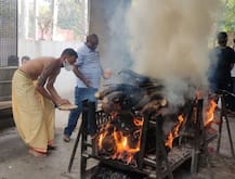 પિતાને અગ્નિદાહ આપતાં પહેલાં હાર્દિક-કૃણાલ પંડ્યા ધ્રુસકે ધ્રુસકે રડ્યા, જુઓ તસવીરો