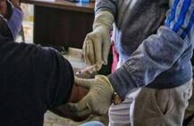 યુપીમાં કોરોનાની રસી લીધાના બીજા દિવસે વોર્ડ બોયનું મોત, જાણો પરિવારે શું કર્યો આક્ષેપ ?