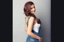 ડૉન અબુ સાલેમ સાથે પ્રેમલીલા કરનારી આ હૉટ એક્ટ્રેસ હવે ભારતીય ક્રિકેટરના પ્રેમમાં પડી, 46ની ઉંમરમાં આવો છે અંદાજ, જુઓ તસવીરો