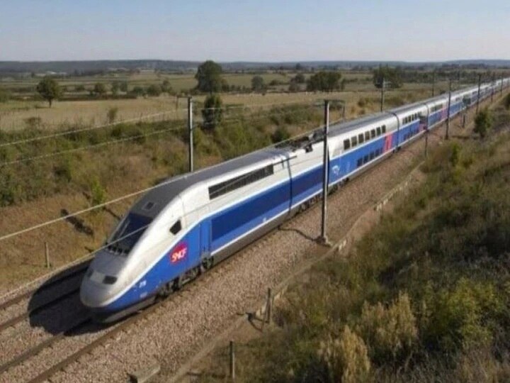 china made High Speed Bullet Train that can travel at 620 km h આ દેશના એન્જિનીયરોએ બનાવી High Speed Bullet Train, જમીન પર વિમાનની સ્પીડે દોડશે, આંખના પલકારામાં કાપી નાંખશે હજારો કિમીનુ અંતર, જાણો વિગતે