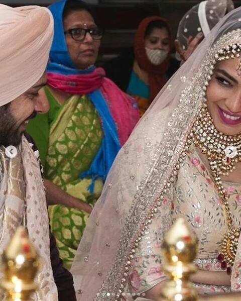 કરણવીરના લગ્ન બહુ જ પ્રાઇવેટ અને સિક્રેટ રીતે પુરા કરવામાં આવ્યા, આ લગ્નમાં માત્ર સંબંધીઓ અને દોસ્તોને જ બોલાવવામાં આવ્યા હતા.