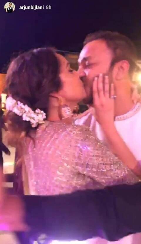 ઉલ્લેખનીય છે કે અંકિતા લોખંડે છેલ્લા ઘણ સમયથી વિક્કી જૈન સાથે રિલેશનમાં છે. 
