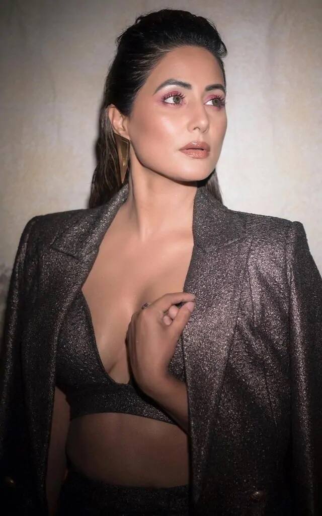 (Photo- hina khan Instagram)