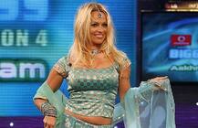 આ હોટ એક્ટ્રેસ લોકડાઉનમાં બહાર ન જઈ શકતી હોવાથી બોડીગાર્ડ સાથે બાંધ્યા શારીરિક સંબંધ, જાણો પછી શું થયું ?