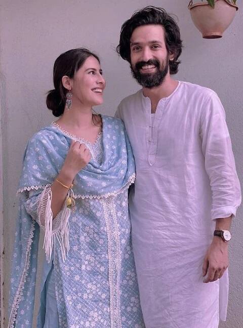  વિક્રાંત અને શીતલ એક વેબ સિરીઝમાં સાથે કામ કરી ચૂક્યાં છે.  તે બંને ઓલ્ટ બાલાજીની વેબ સીરિઝ ‘બ્રોકન બટ બ્યુટિફુલ’માં જોવા મળી હતી. 