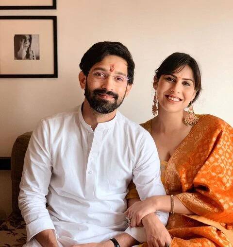 આ ખૂબસૂરત તસવીર વિક્રાંત અને શીતલના રોકા સમયની તસવીર છે