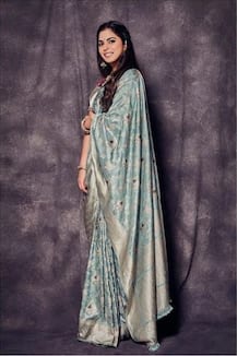 UNSEEN PICS: ભારતીય પોષાકમાં ઈશા અંબાણીનો રોયલ લુક, પહેલા ક્યારેય નહીં જોઈ હોય આ તસવીરો