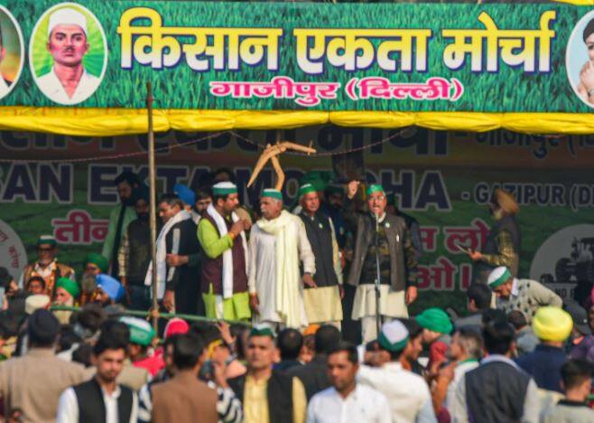 country wide agitation on february 6 we will block roads between 12 pm and 3 pm સંયુક્ત કિસાન મોર્ચાની જાહેરાત, 6 ફેબ્રુઆરીએ દેશભરમાં કરશે ચક્કાજામ