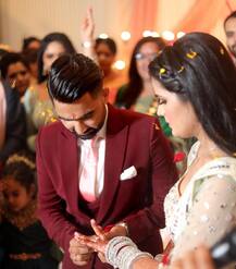 IPL 2020માં એક ઓવરમાં 5 સિક્સ ફટકારીને ચર્ચામાં આવેલ આ ક્રિકેટરે કરી સગાઈ, સોશિયલ મીડિયા પર શેર કરી તસવીરો