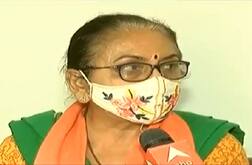 C.R. પાટિલના શહેરમાં જ ભાજપના નિયમના ધજાગરાઃ 60 વર્ષથી વધુ વયનાં ઉમેદવારને ટિકિટ, મહિલા ભાજપનાં નેતાનાં પત્નિ પણ છે...