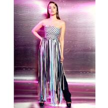 લગ્નની ચર્ચાઓ વચ્ચે આ એક્ટ્રેસે બ્લેક થાઇ સ્લીટ ડ્રેસમાં કરાવ્યુ જબરદસ્ત ફોટોશૂટ, 10 વર્ષમાં પહેલીવાર દેખાઇ બૉલ્ડ અવતારમાં, જુઓ તસવીરો