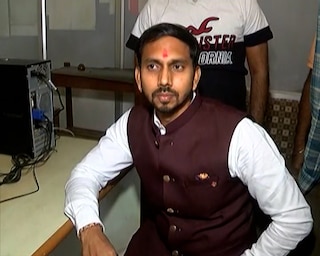 Gujarat Civic Body Election: Know which BJP MLA gets ticket in Vadodara corporation ગુજરાતમાં ભાજપના ક્યા ધારાસભ્યે પક્ષના આદેશની ઐસીતૈસી કરીને પુત્રને કોર્પોરેશનની ચૂંટણીમાં અપક્ષ તરીકે ભરાવ્યું ફોર્મ ?