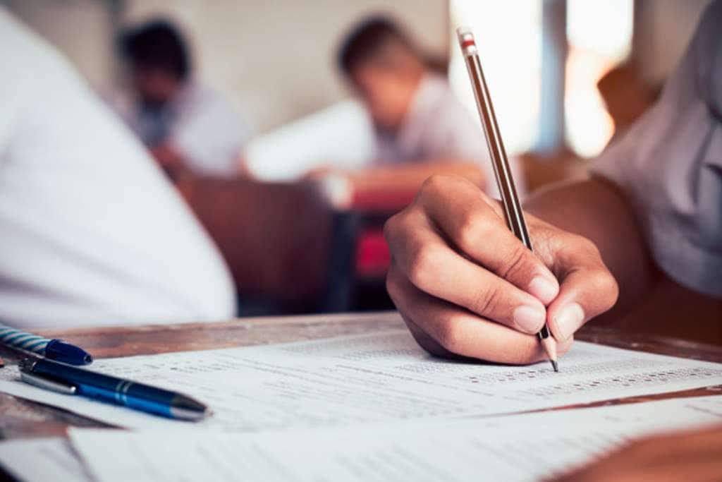 Form, fill, exam, ten standard,strat, Gujrat board ધોરણ 10ના પરીક્ષાના ફોર્મ ભરવાની કામગીર શરૂ, જાણો કઇ તારીખ સુધી ભરી શકાશે?