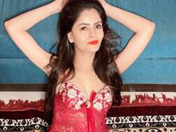 યંગ એક્ટ્રેસને સેક્સ માણવાના 20 હજાર ચૂકવીને આ એક્ટ્રેસ ઉતારતી વીડિયો ને પછી મૂકતી પોર્ન વેબસાઈટ પર...