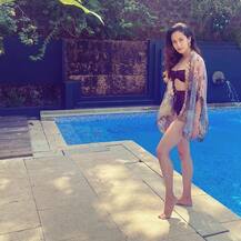 બિકીનીમાં દેખાઇ શાહિદ કપૂરની પત્ની મીરા રાજપૂત, ગ્લેમરના મામલે મોટી મોટી હીરોઇનો પણ છે ફેઇલ, જુઓ તસવીરો