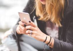 Surat: 15 વર્ષની છોકરીને 16 વર્ષના છોકરા સાથે FB પર થયો પ્રેમ, ભાગીને ભાવનગર ગયાં ને રૂમ રાખીને વારંવાર માણ્યું શરીર સુખ ને.......