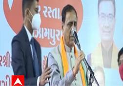 CM રૂપાણીનો અવાજ લથડ્યો કે તરત પહોંચીને બચાવી લેનાર PSI છે ઉત્તર ગુજરાતના આ જિલ્લાના, જાણો શું છે તેમનું નામ ?