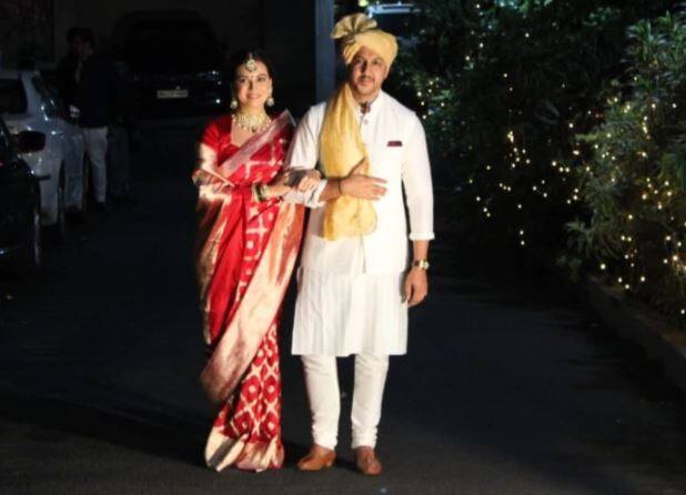 ઉલ્લેખનીય છે કે દીયા મિર્જા અને વૈભવ રેકીના લગ્ન ખૂબ જ નજીકના સંબંધીઓ વચ્ચે થયા છે. સંબંધીઓ સિવાય બોલીવૂડમાંથી અદિતિ રાવ હૈદરી, લારા દત્તા અને જેકી ભગનાની સામેલ થયા હતા.