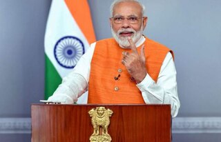 મોદી સરકાર આયુષ યોજના હેઠળ 50 હજારથી ઓછી આવક હોય તેમનાં ખાતાંમાં રકમ જમા કરાવી રહી છે ? જાણો હકીકત