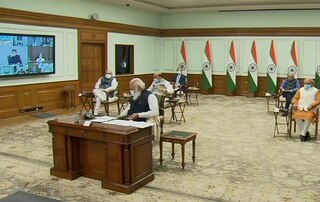 PM Modi niti aayog chairs the 6th meeting of Governing Council of NITI Aayog નીતિ આયોગની બેઠકમાં બોલ્યા પીએમ મોદી- ગરીબોના જીવનસ્તરમાં બદલાવ નજરે પડ્યો