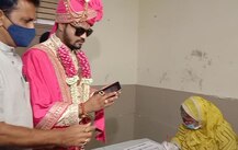 Ahmedabad: અમદાવાદમાં વરરાજા વરઘોડો લઈ પહોંચ્યા મતદાન કરવા, જુઓ તસવીરો