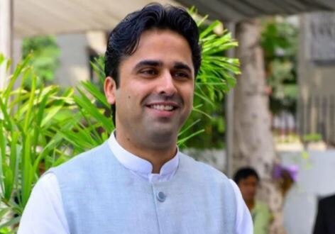 Gujarat Assembly Election 2022: Know late Ahmed Patel son from where to contest in future અહમદ પટેલના પુત્ર 2022ની ગુજરાત વિધાનસભા ચૂંટણીમાં ક્યા મતવિસ્તારમાંથી લડી શકે છે ચૂંટણી ?