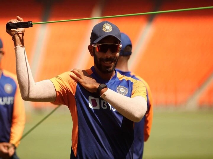 ind vs eng day night test playing 11 india and england both will focus on pace attack IND Vs ENG: બુમરાહની થશે Playing 11માં વાપસી, બન્ને ટીમોમાં જોવા મળશે મોટા ફેરફાર