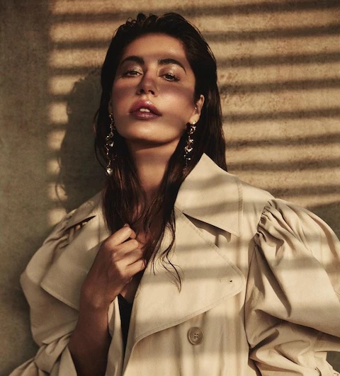 આ તસવીરોમાં ચિત્રાંગદા સિંહ બહુ જ સેન્સઅસ અંદાજમાં દેખાઇ રહી છે. 