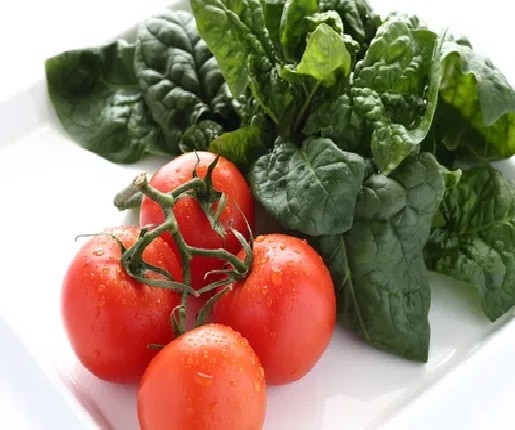  If you are suffering kidney stome Do not eatthese  vegetables Health Tips: પથરીની સમસ્યાથી પરેશાન છો ? તો આ ફૂડને ભૂલથી પણ ડાયટમાં સામેલ ન કરશો