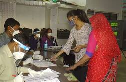 Gujarat Panchayat Election 2021: 4 કલાકમાં ક્યાં કેટલું થયું મતદાન, જુઓ લેટેસ્ટ આંકડા