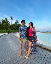 સમય મળતાં જ આ ભારતીય ક્રિકેટર પત્નીને લઇને પહોંચ્યો માલદીવ, તસવીરોમાં બન્ને રોમાન્સમાં ડુબેલા દેખાયા, જુઓ તસવીરો