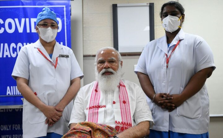 Know what PM Narendra Modi said to Nurse after takes first dose of covid 19 vaccine મોદીએ રસી લીધા પછી નર્સને શું કહ્યું ? જાણીને ચોંકી જશો