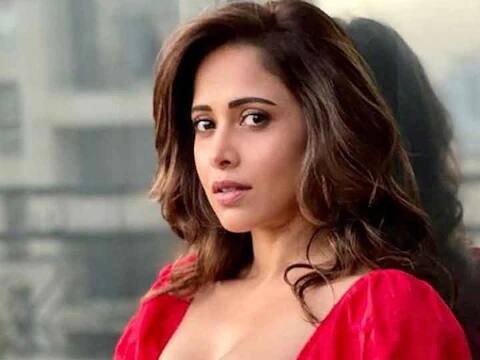 નુસરત ભરુચાની હાલની ફિલ્મોની વાત કરીએ તો તે અમેઝોન પ્રાઇમ વીડિયો પર રિલીઝ ફિલ્મ 'છલાંગ'માં તેને છેલ્લી વાર જોવામાં આવી હતી. નુસરત ભરુચાની સિનેમાઘરોમાં રિલીઝ થયેલી ફિલ્મોની વાત કરીએ તો તે આયુષ્યમાન ખુરાનાની સાથે ફિલ્મ 'ડ્રીમ ગર્લ'માં જોવામાં આવી હતી. નુસરત ભરુચા યો યો હની સિંહન સાથે તાજેતરમાં જ એક ગીત 'સઇયો જી (Saiyaan Ji Song)' દેખાઇ હતી. યુટ્યૂબ પર રિલીઝ થતાંજ તે ટ્રેન્ડિંગ ટૉપિક બની ગયુ હતુ. 