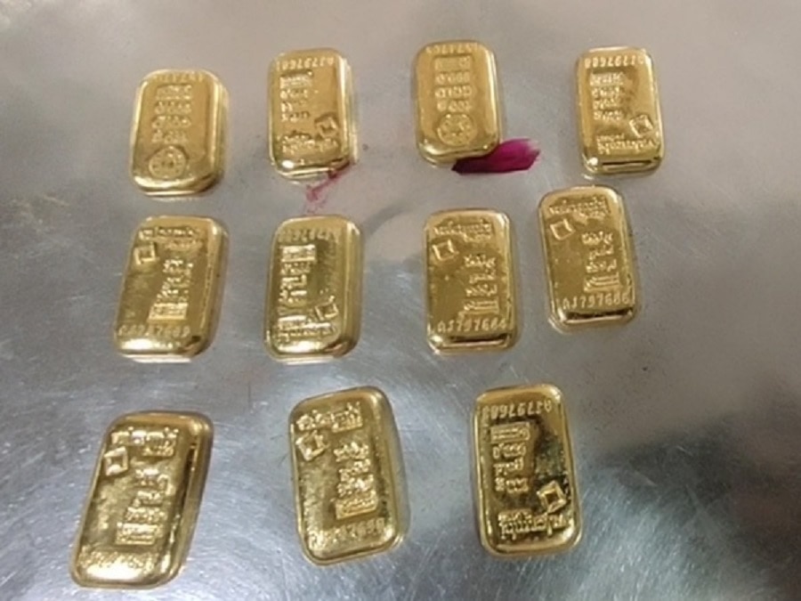 एक भक्त ने नाम को गुप्त रखते हुए प्रसिद्ध अंबाजी मंदिर में 1 किलो सोना दान किया