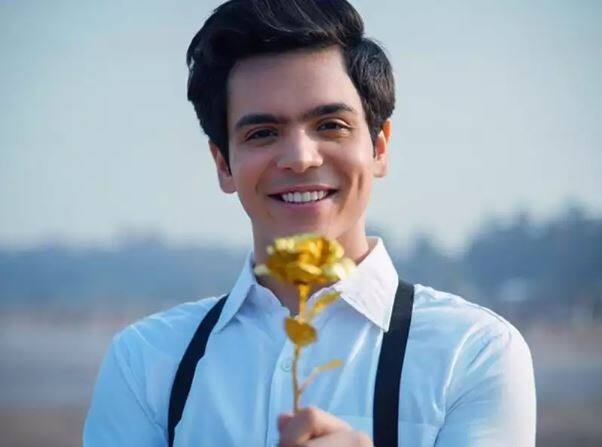 રાજ અંદકત- શૉમાં જેઠાલાલના દીકરા ટપ્પૂનો રૉલ કરનારા એક્ટર રાજ અંદકતને એક એપિસૉડના 10થી 15 હજાર રૂપિયા મળે છે.  (પ્રતિકાત્મક તસવીર)