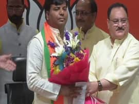 गोरखपुर में बदल गए हैं सियासी समीकरण, बीजेपी की चाल से गठबंधन के सामने खड़ी हो गई है बड़ी मुश्किल गोरखपुर में बदल गए हैं सियासी समीकरण, बीजेपी की चाल से गठबंधन के सामने खड़ी हो गई है बड़ी मुश्किल